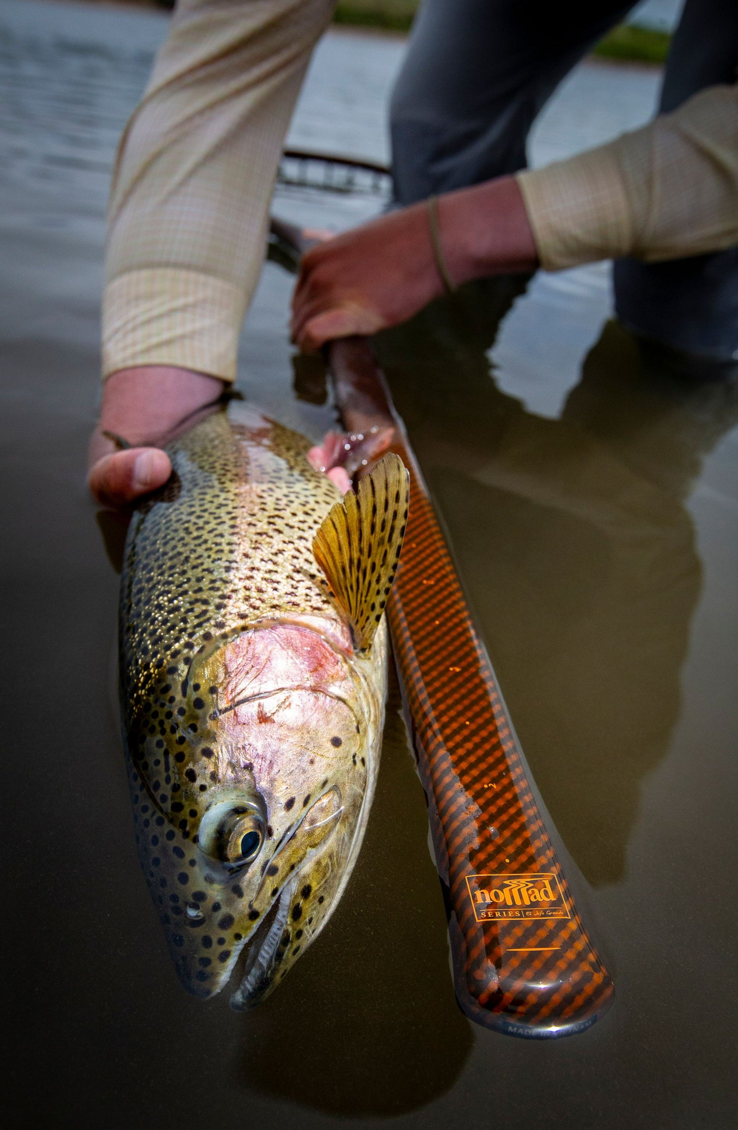 Fishpond Nomad® El Jefe Grande - River Armor - 2.0